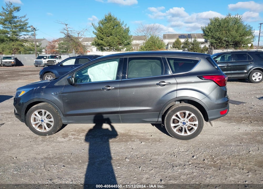 2019 FORD ESCAPE SE VIN: 1FMCU9GD8KUA10250