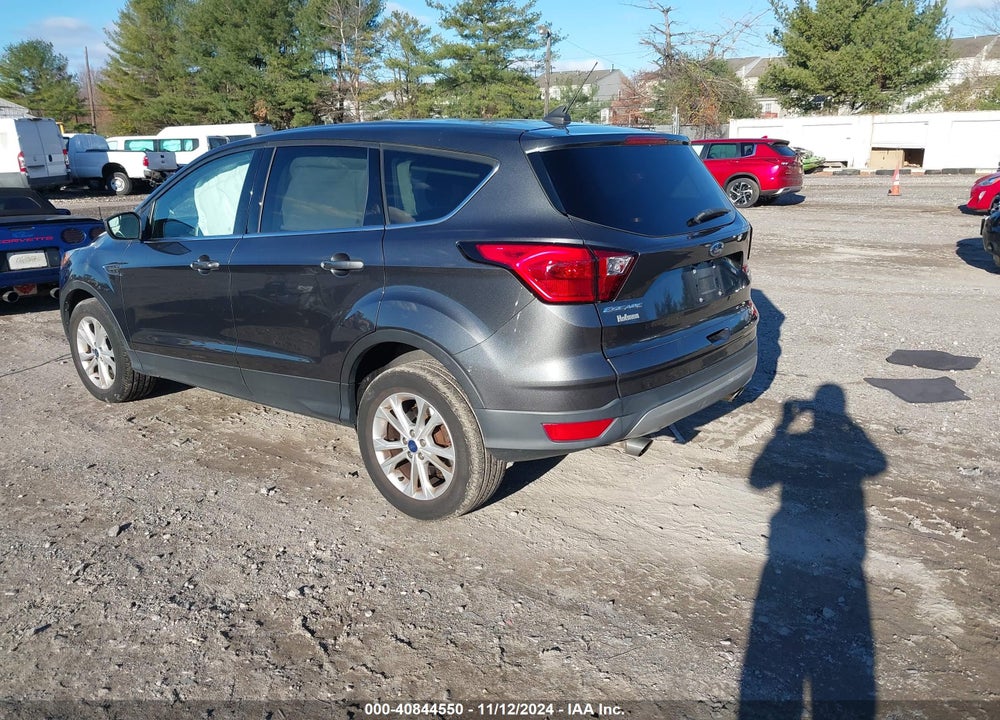 2019 FORD ESCAPE SE VIN: 1FMCU9GD8KUA10250