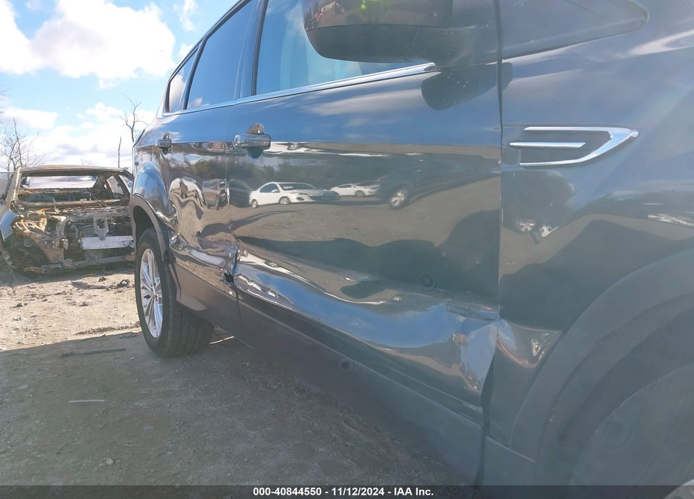 2019 FORD ESCAPE SE VIN: 1FMCU9GD8KUA10250
