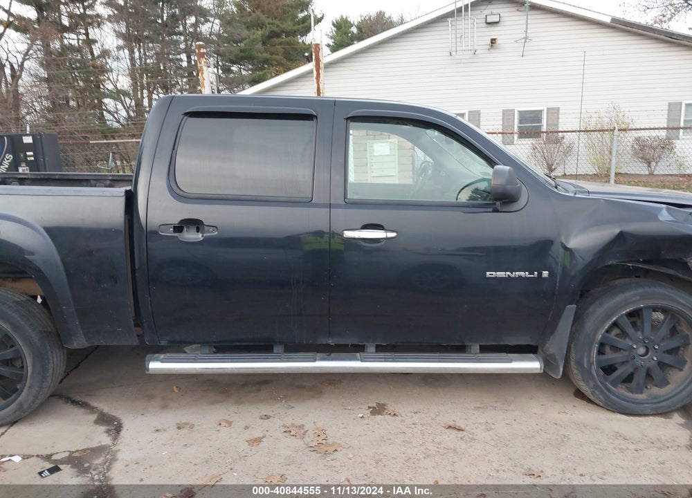 2008 GMC SIERRA 1500 DENALI VIN: 2GTEK638X81330247
