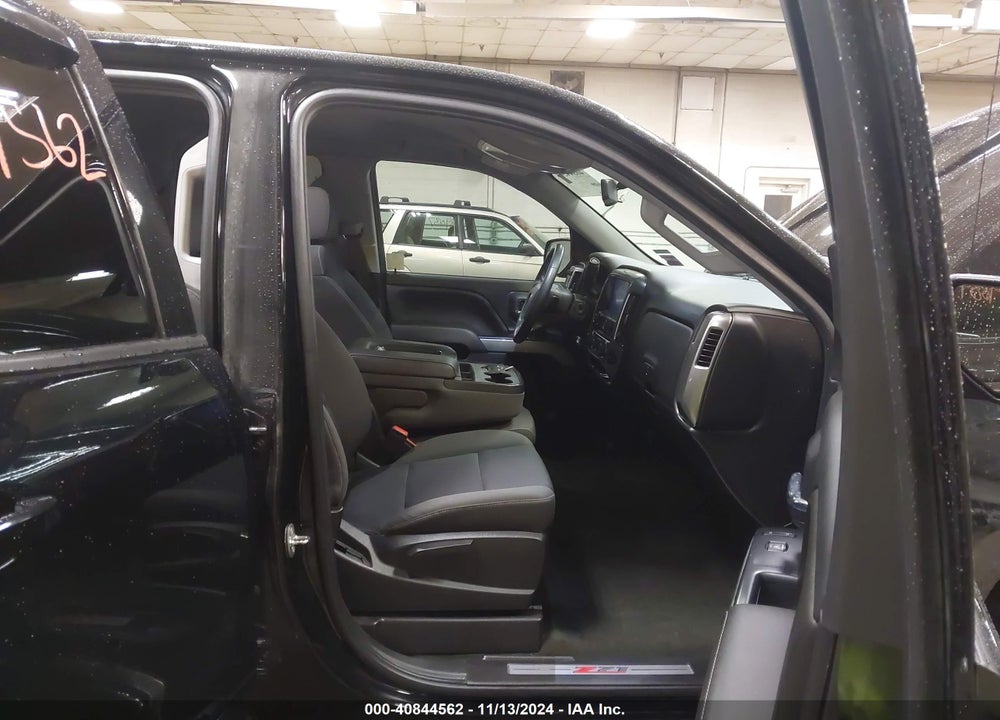 2017 CHEVROLET SILVERADO 1500 2LT VIN: 1GCVKREC5HZ233015