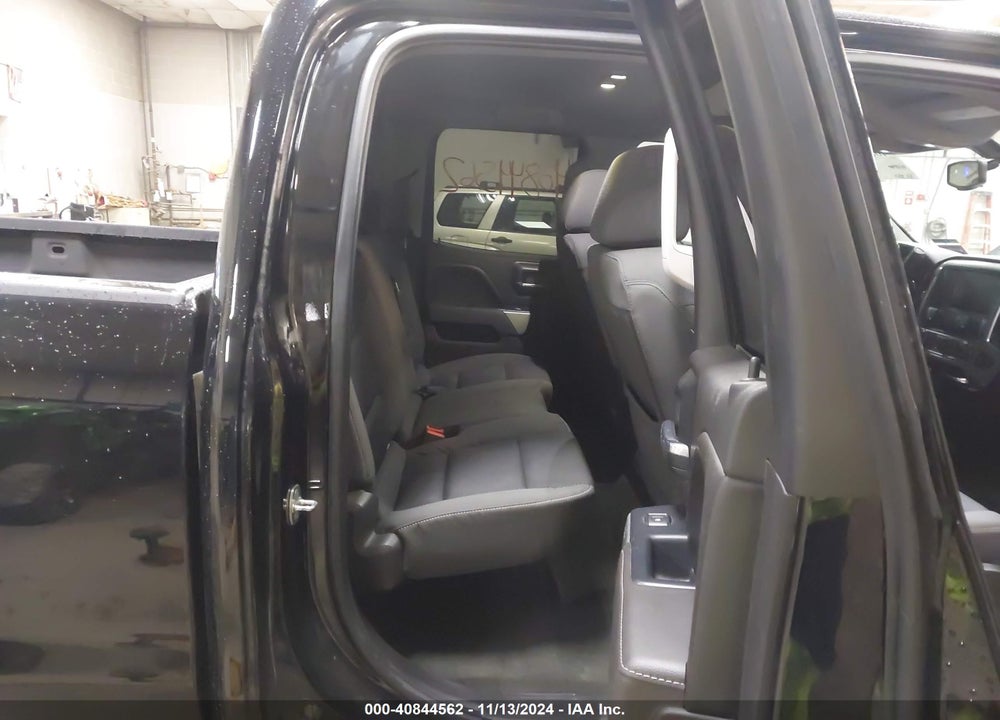 2017 CHEVROLET SILVERADO 1500 2LT VIN: 1GCVKREC5HZ233015