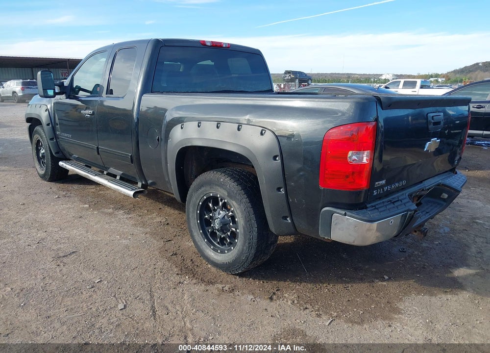 2009 CHEVROLET SILVERADO 1500 WORK TRUCK VIN: 1GCEK19079Z265693