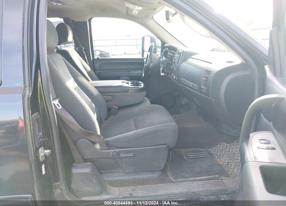 2009 CHEVROLET SILVERADO 1500 WORK TRUCK VIN: 1GCEK19079Z265693
