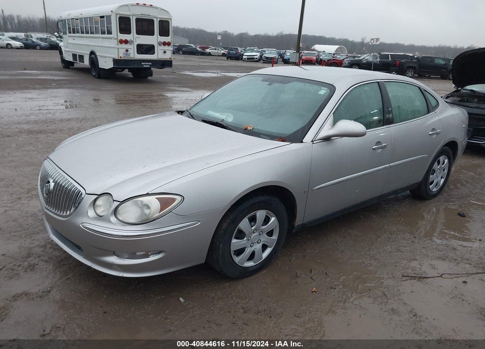2008 BUICK LACROSSE CX VIN: 2G4WC582781267572
