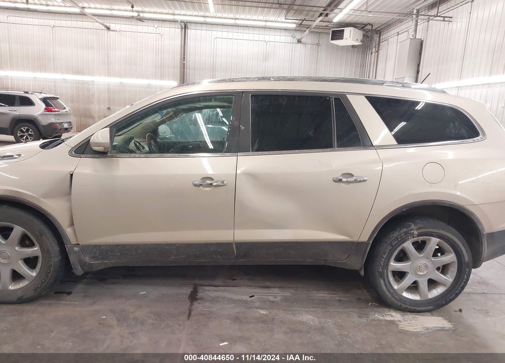 2008 BUICK ENCLAVE VIN: 5GAER237X8J258601
