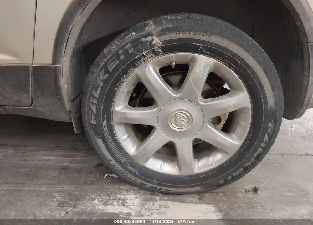2008 BUICK ENCLAVE VIN: 5GAER237X8J258601