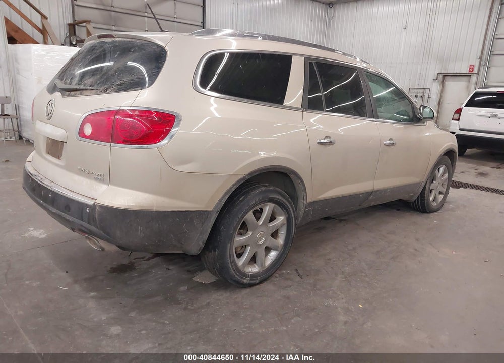 2008 BUICK ENCLAVE VIN: 5GAER237X8J258601