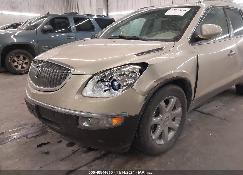 2008 BUICK ENCLAVE VIN: 5GAER237X8J258601