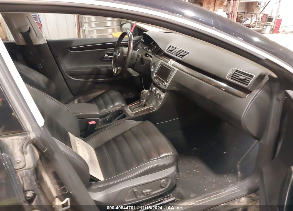 2014 VOLKSWAGEN CC 3.6L VR6 EXECUTIVE VIN: WVWGU7ANXEE517662