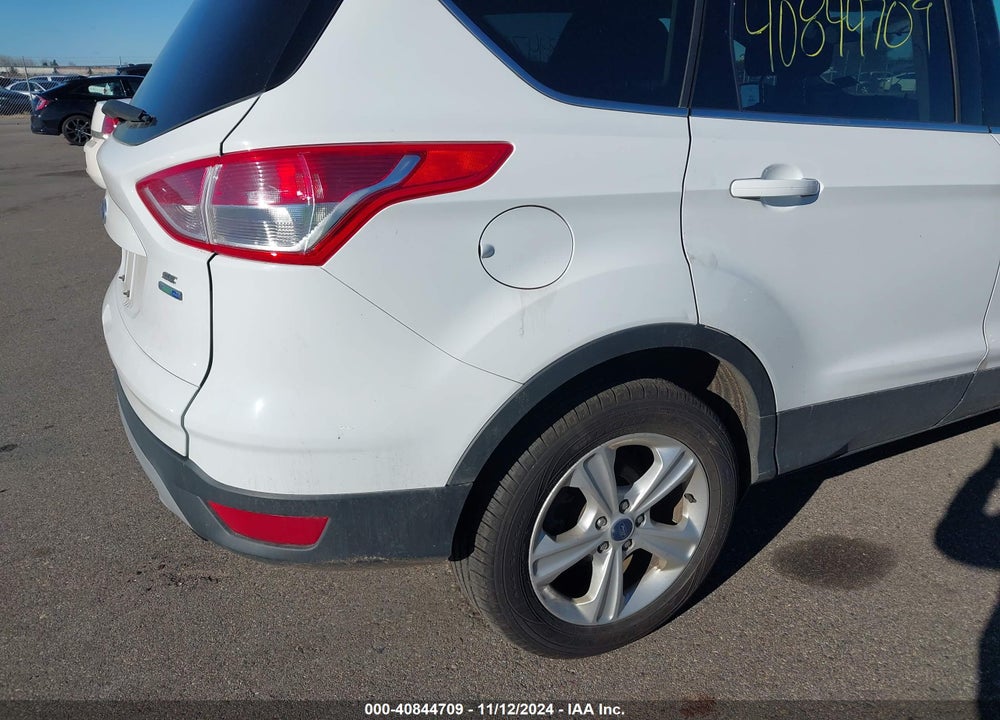 2015 FORD ESCAPE SE VIN: 1FMCU9GX8FUC13459