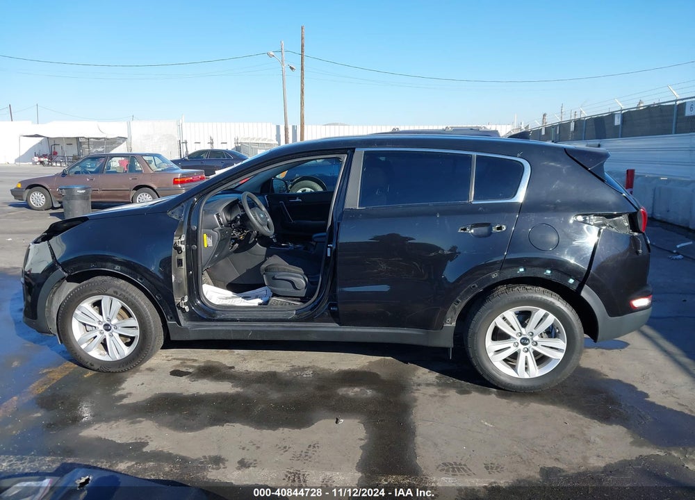 2017 KIA SPORTAGE LX VIN: KNDPM3AC2H7150076