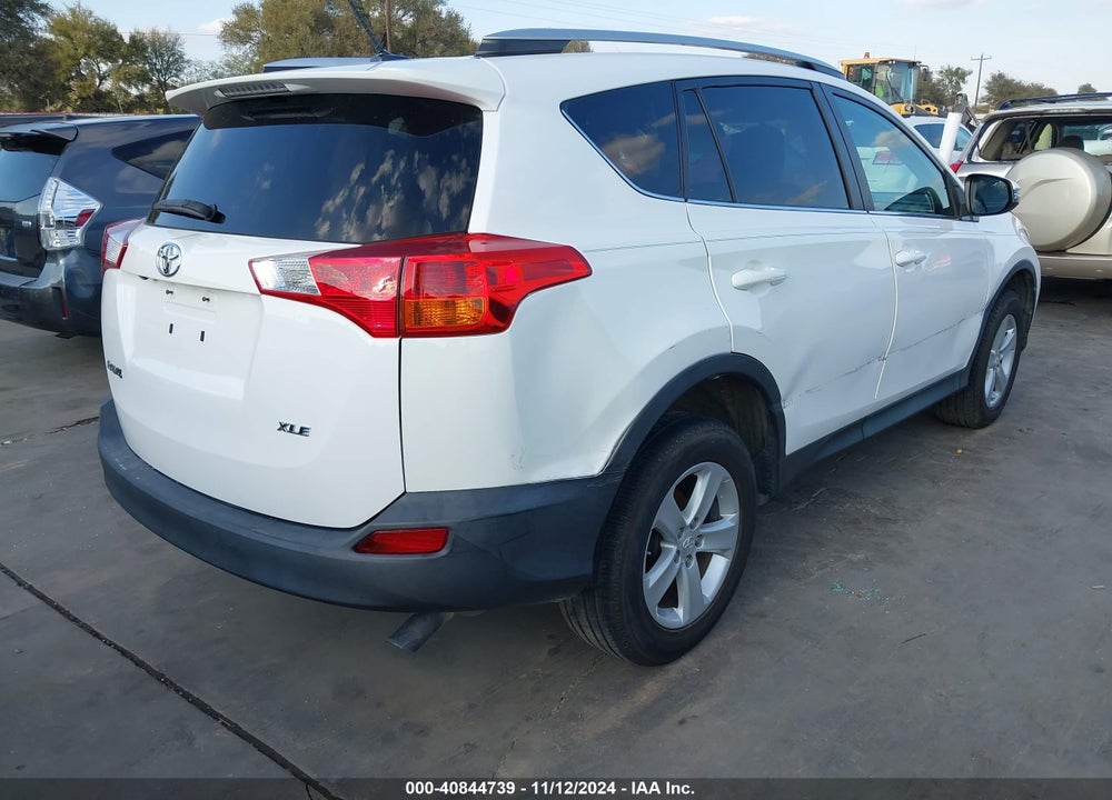 2013 TOYOTA RAV4 XLE VIN: 2T3WFREV6DW017212