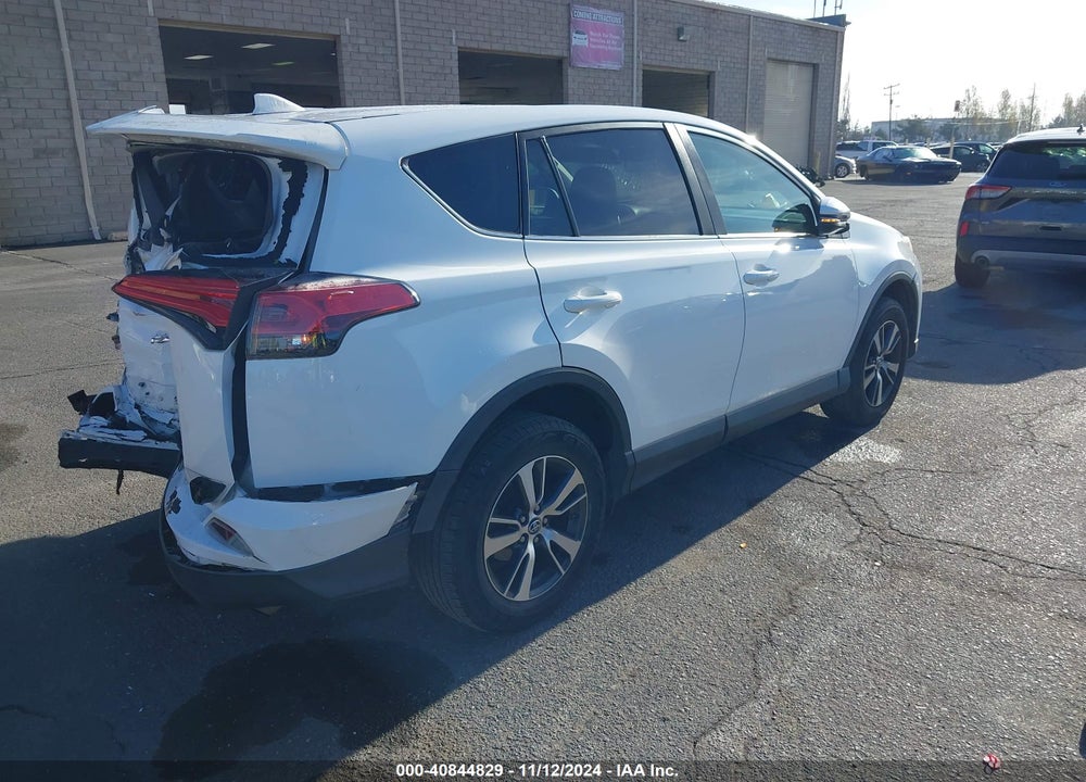 2018 TOYOTA RAV4 VIN: 2T3WFREV3JW446948
