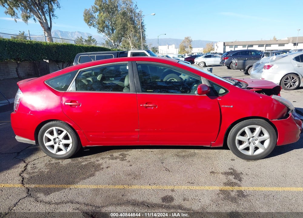2008 TOYOTA PRIUS TOURING VIN: JTDKB20U387788129