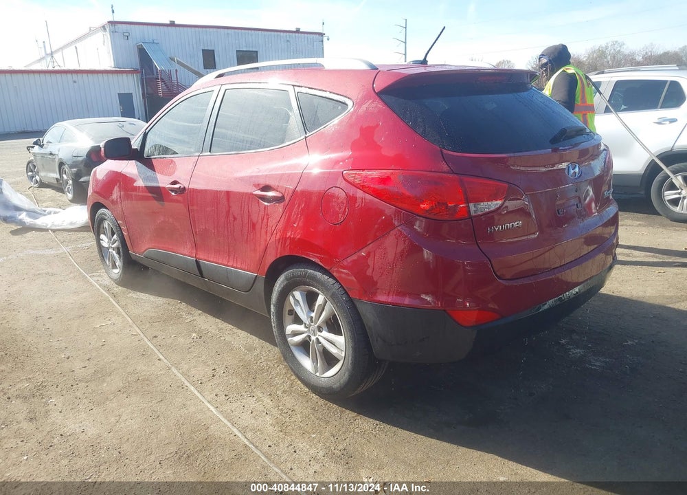 2012 HYUNDAI TUCSON GLS VIN: KM8JUCACXCU384770