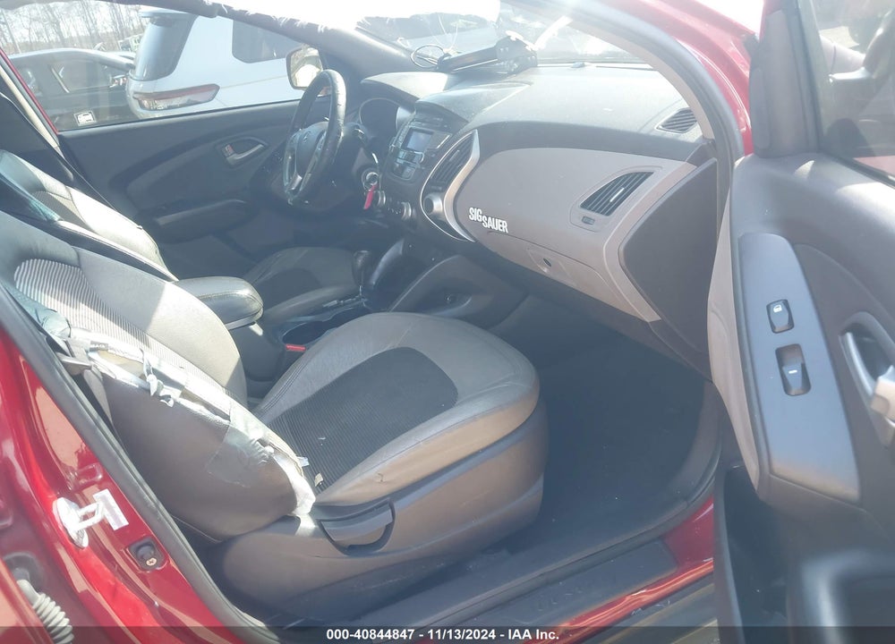 2012 HYUNDAI TUCSON GLS VIN: KM8JUCACXCU384770