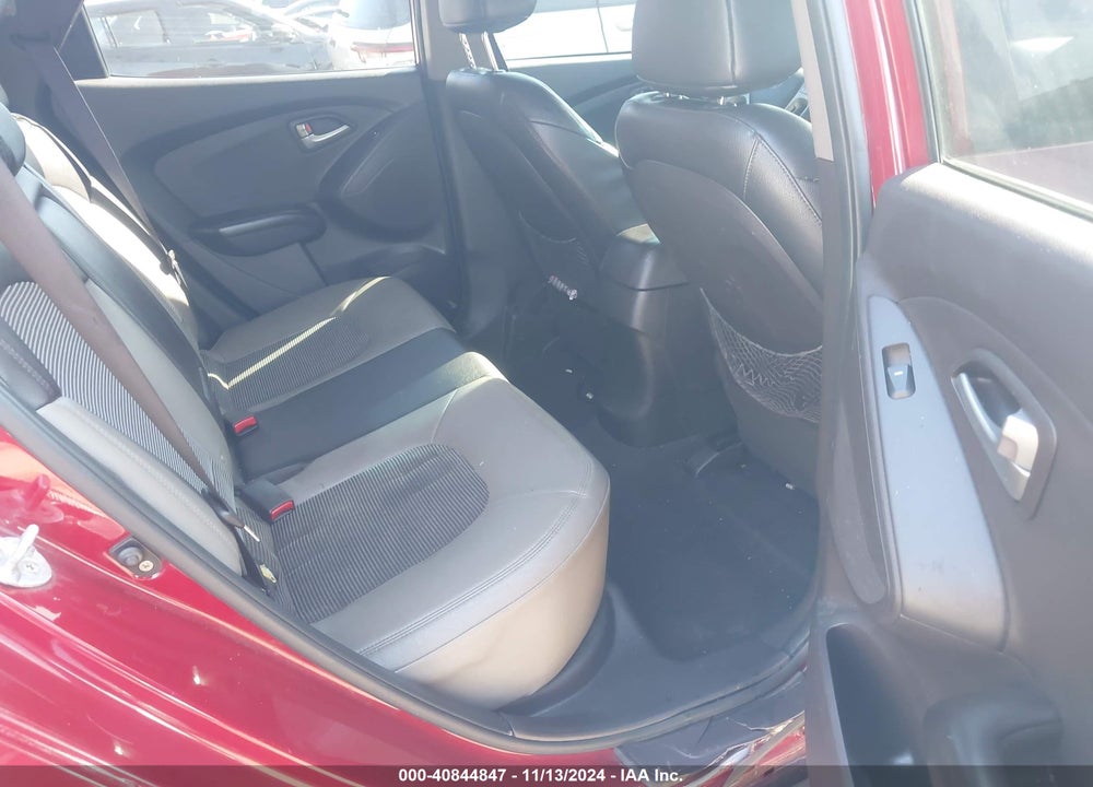 2012 HYUNDAI TUCSON GLS VIN: KM8JUCACXCU384770