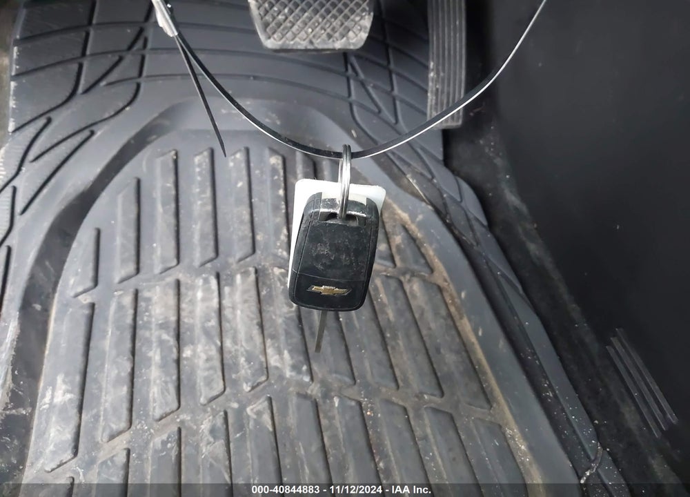 2015 CHEVROLET EQUINOX 1LT VIN: 2GNFLBE30F6315596