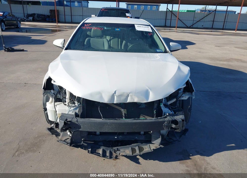 2016 TOYOTA CAMRY SE VIN: 4T1BF1FK9GU152427