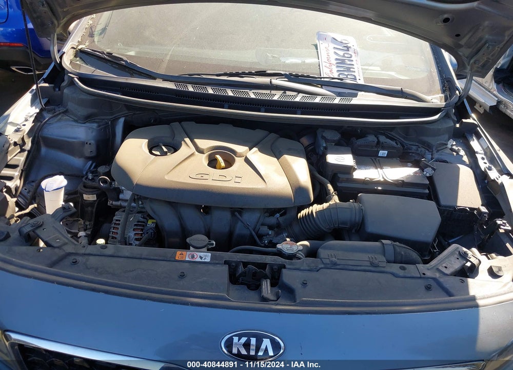 2018 KIA FORTE EX VIN: 3KPFL4A85JE181585
