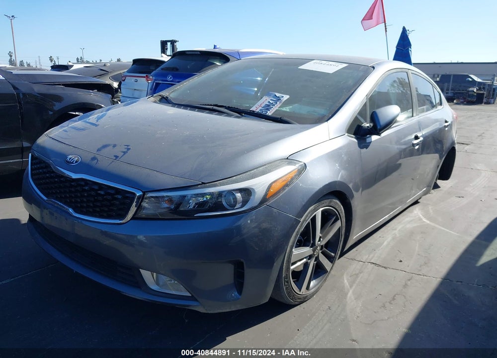 2018 KIA FORTE EX VIN: 3KPFL4A85JE181585