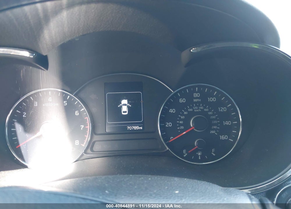 2018 KIA FORTE EX VIN: 3KPFL4A85JE181585