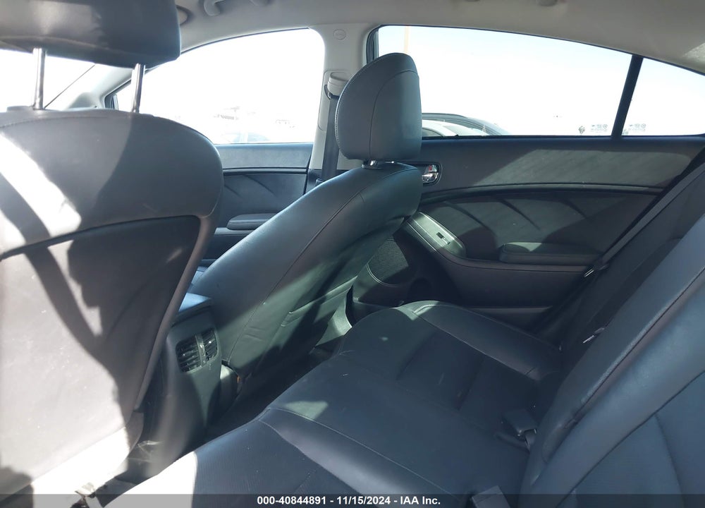 2018 KIA FORTE EX VIN: 3KPFL4A85JE181585