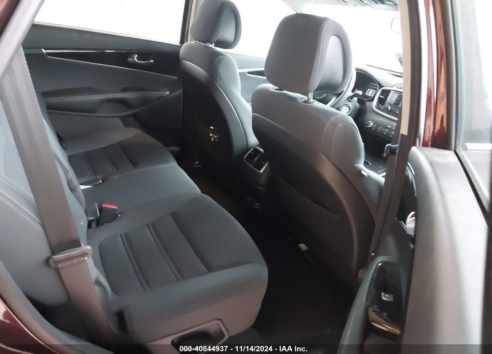 2016 KIA SORENTO 2.4L LX VIN: 5XYPG4A34GG060149