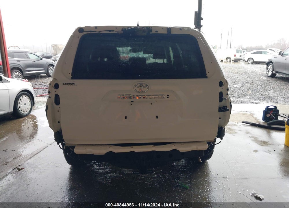2022 TOYOTA 4RUNNER SR5 PREMIUM VIN: JTENU5JR3N6043140