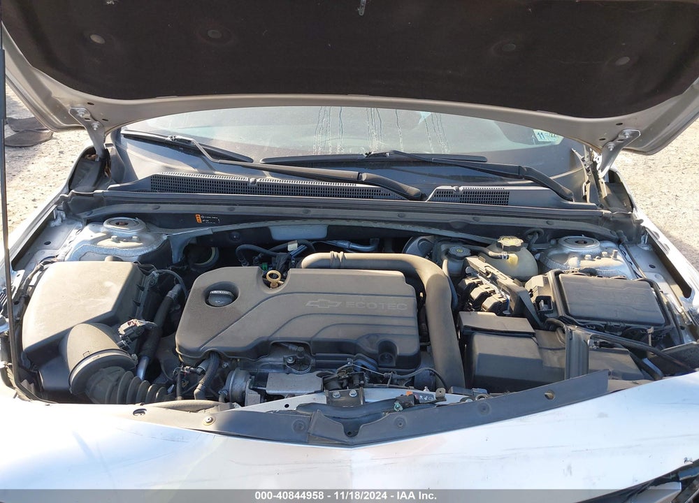 2018 CHEVROLET MALIBU LT VIN: 1G1ZD5ST4JF105342