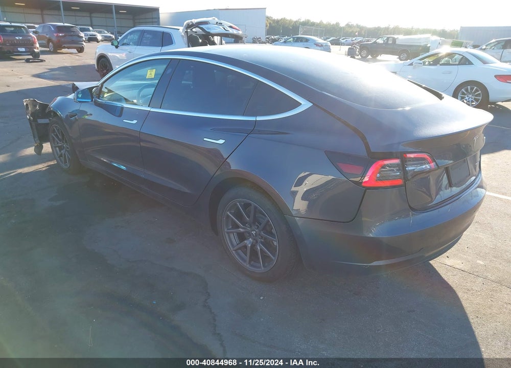 2018 TESLA MODEL 3 VIN: 5YJ3E1EB2JF119198