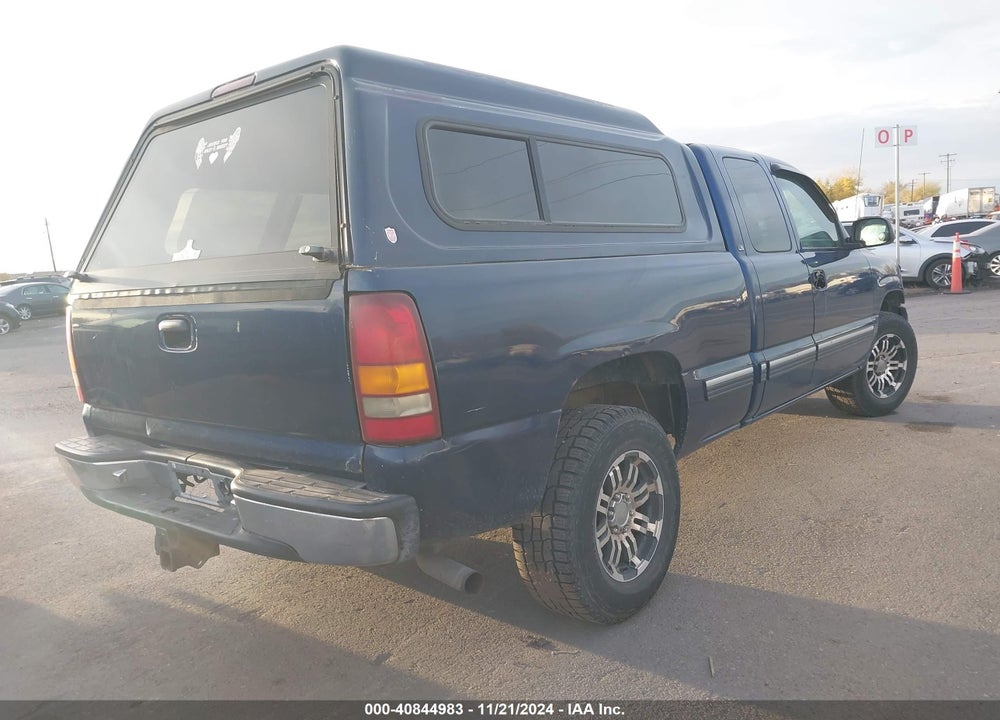 2002 CHEVROLET SILVERADO 1500 LS VIN: 2GCEK19T421143656