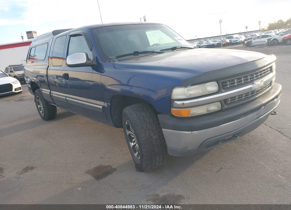 2002 CHEVROLET SILVERADO 1500 LS VIN: 2GCEK19T421143656