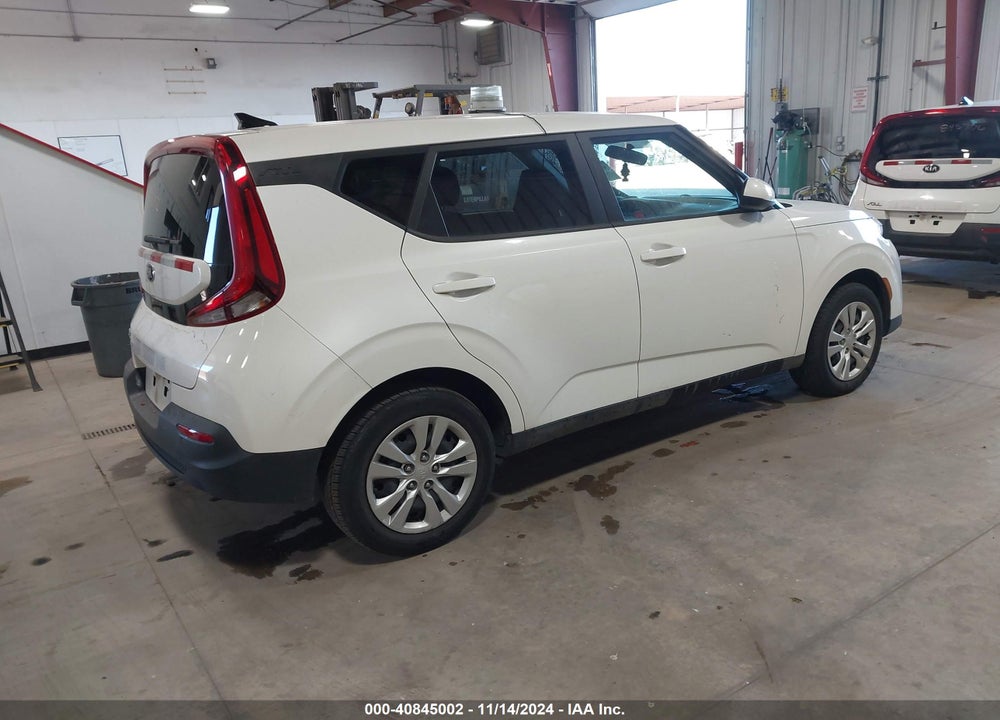 2021 KIA SOUL LX VIN: KNDJ23AU1M7790049