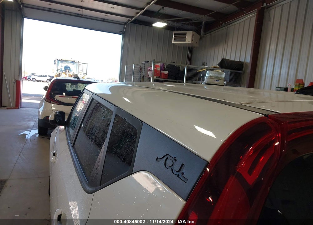 2021 KIA SOUL LX VIN: KNDJ23AU1M7790049