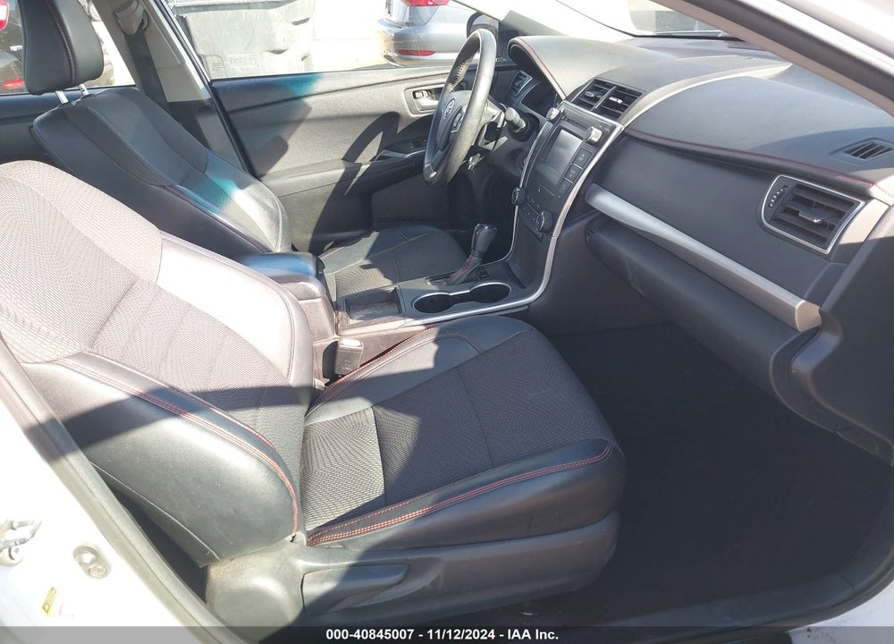 2017 TOYOTA CAMRY SE VIN: 4T1BF1FK2HU270305