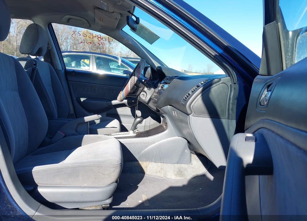 2005 HONDA CIVIC LX VIN: 2HGES16545H517363