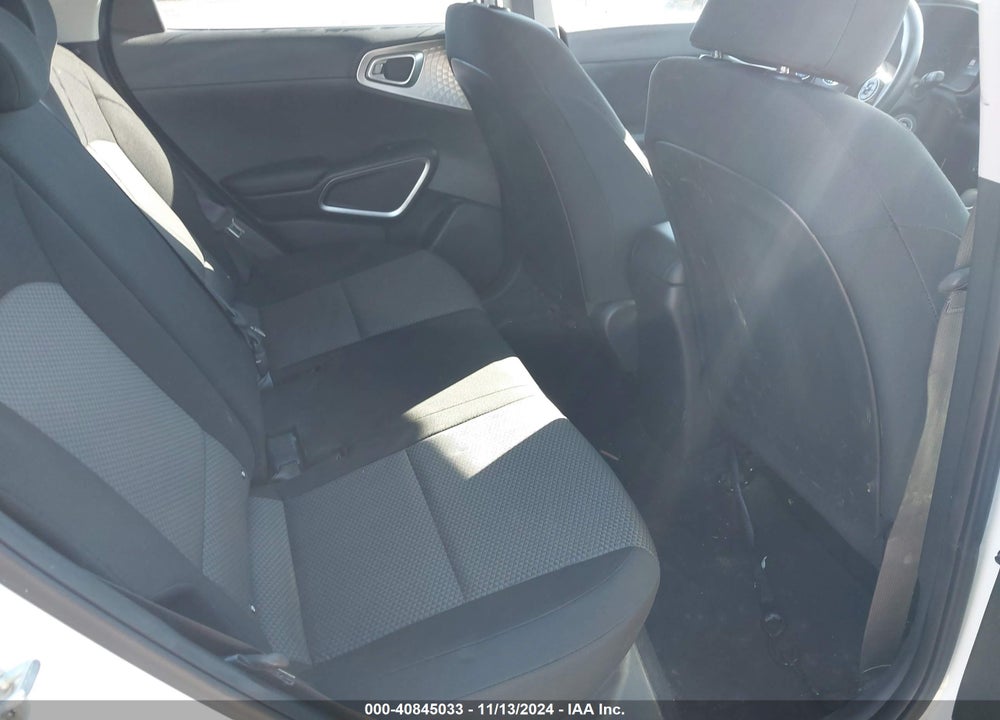 2021 KIA SOUL LX VIN: KNDJ23AU2M7743886