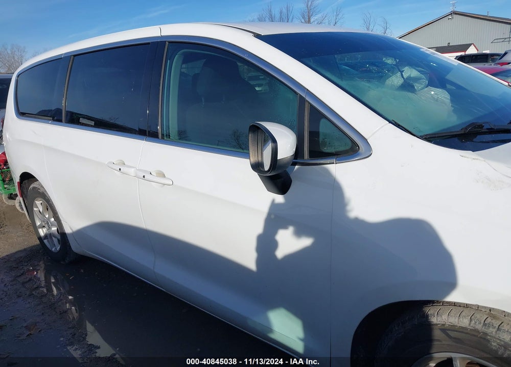 2017 CHRYSLER PACIFICA VIN: 2C4RC1DG0HR642859