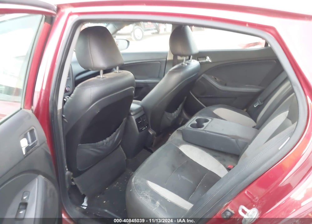 2012 KIA OPTIMA VIN: 5XXGR4A63CG082193