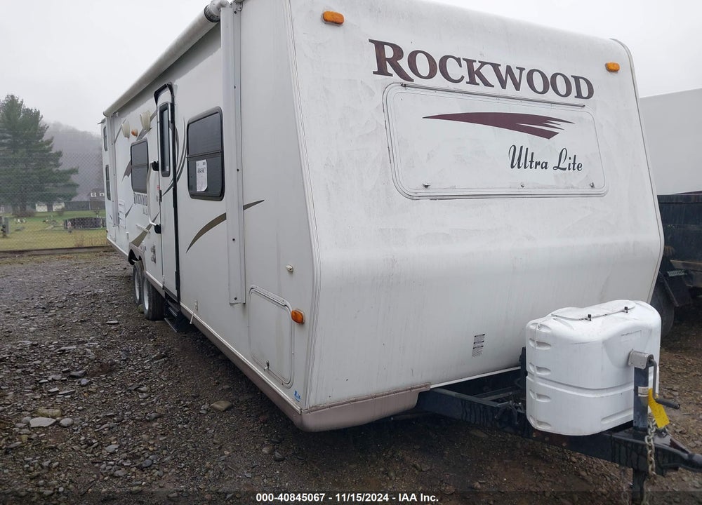 2010 ROCKWOOD ULTRALIG VIN: 4X4TRLC20AD105871