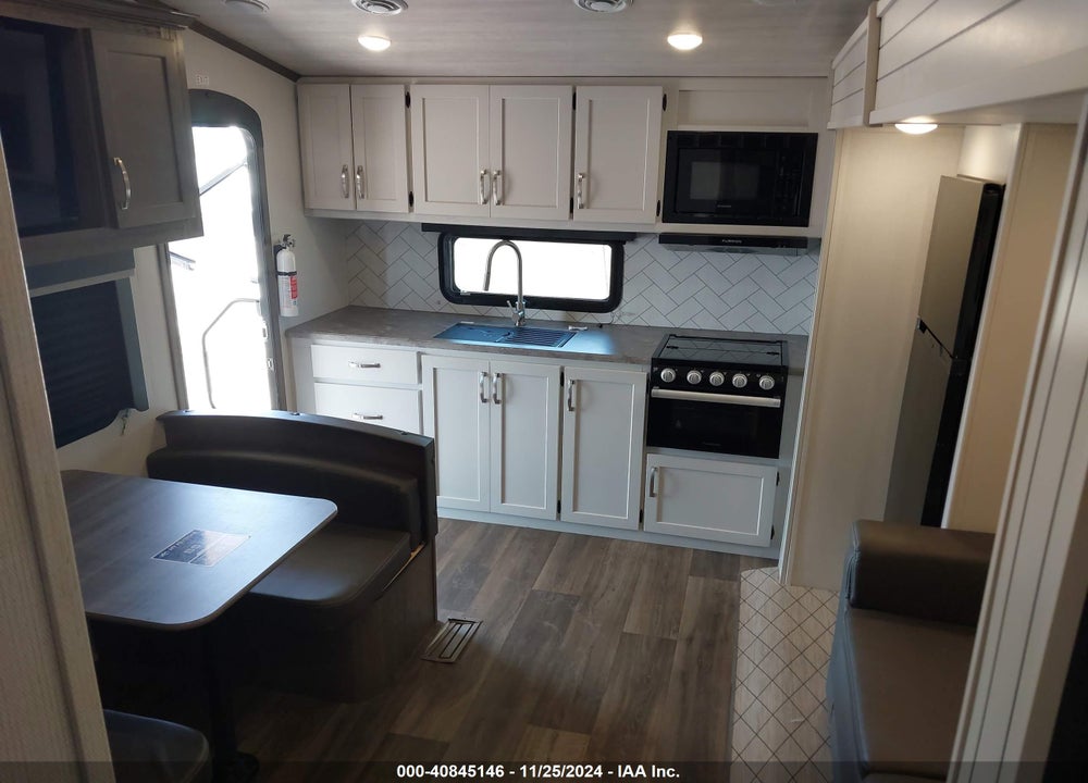 2023 KEYSTONE TRAVEL TRAILER VIN: 4YDFCGJ28PV506437