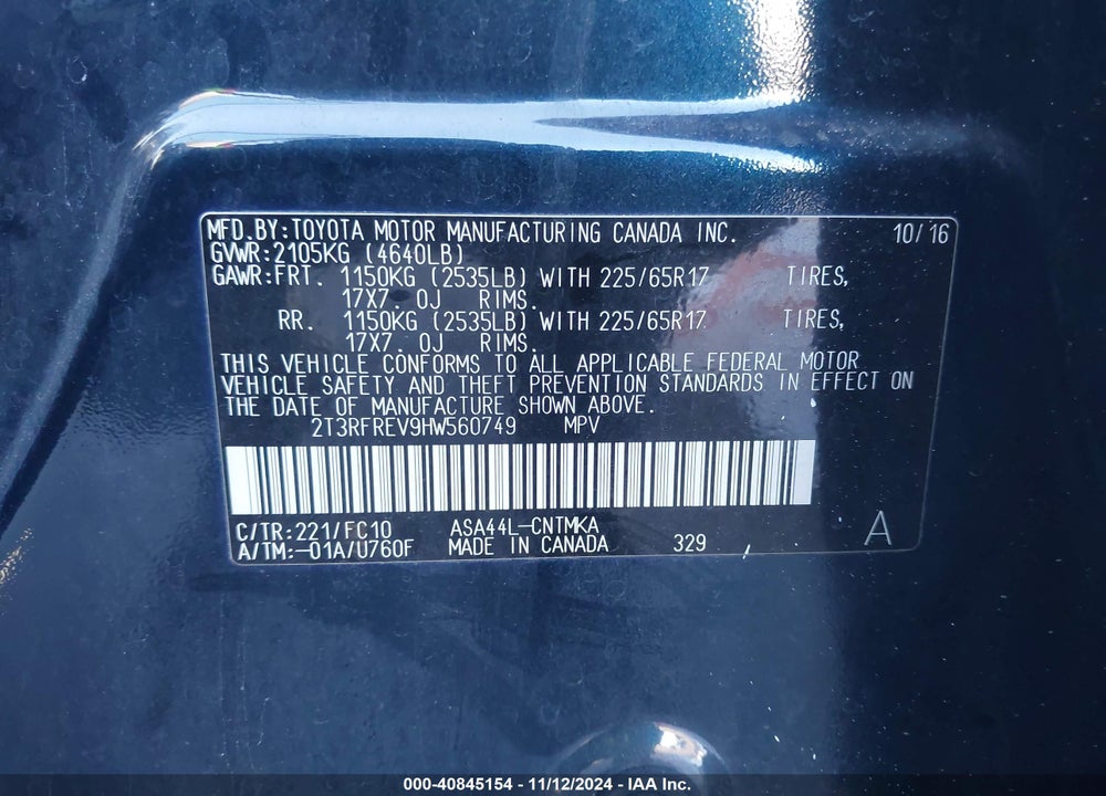 2017 TOYOTA RAV4 XLE VIN: 2T3RFREV9HW560749