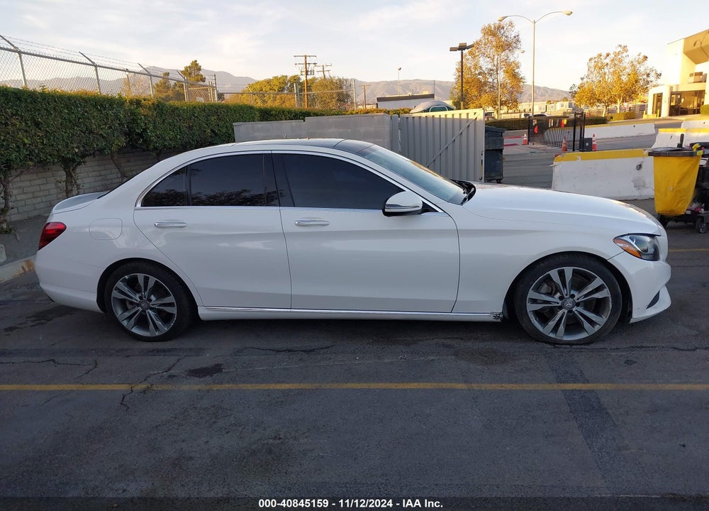 2016 MERCEDES-BENZ C 300 LUXURY/SPORT VIN: 55SWF4JBXGU130054