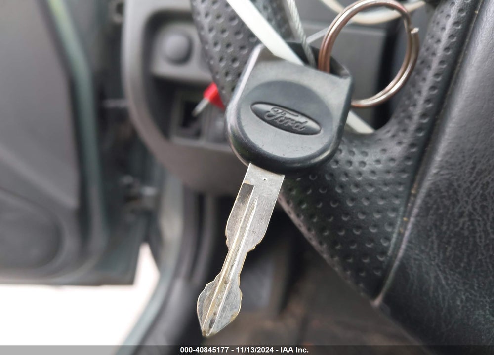 2006 FORD ESCAPE XLS/XLS MANUAL VIN: 1FMYU02Z46KA29545