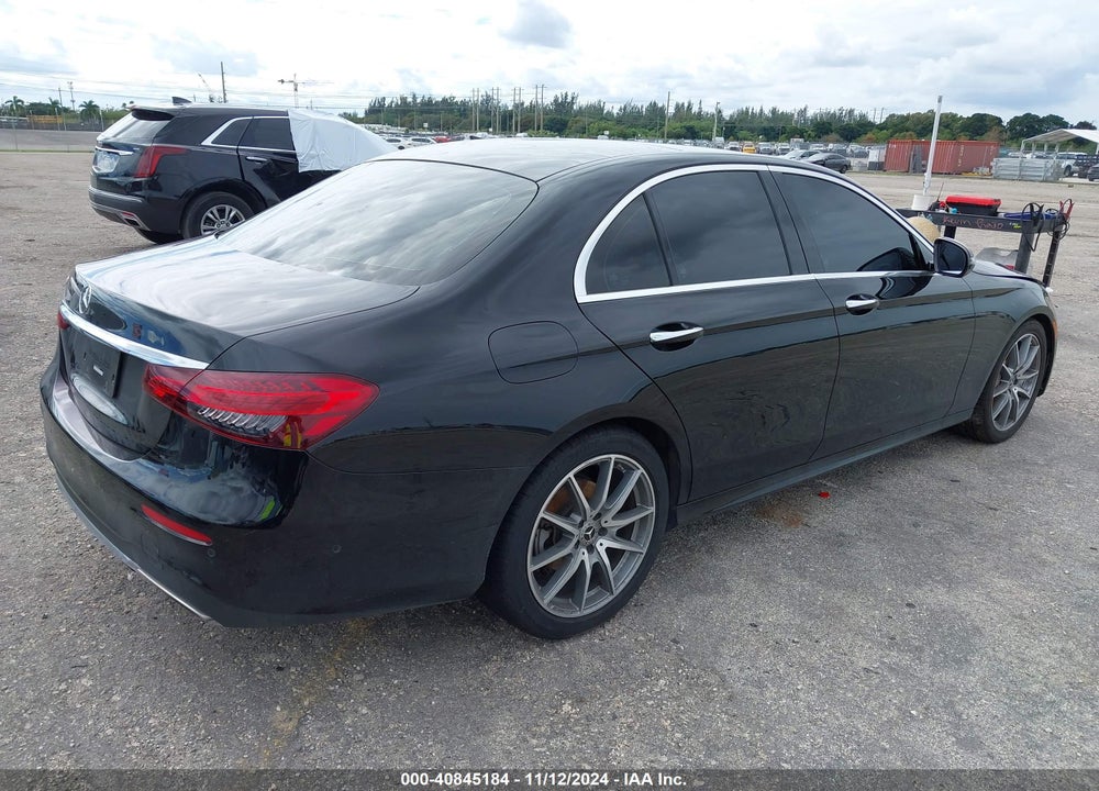 2022 MERCEDES-BENZ E 350 VIN: W1KZF8DB2NB070990