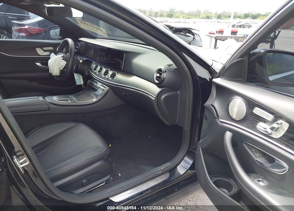 2022 MERCEDES-BENZ E 350 VIN: W1KZF8DB2NB070990