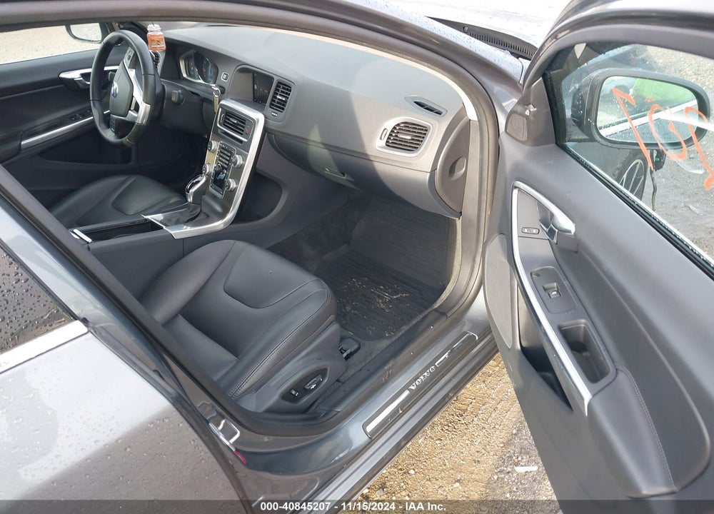 2016 VOLVO S60 T5 PREMIER VIN: YV1612TK9G2412362