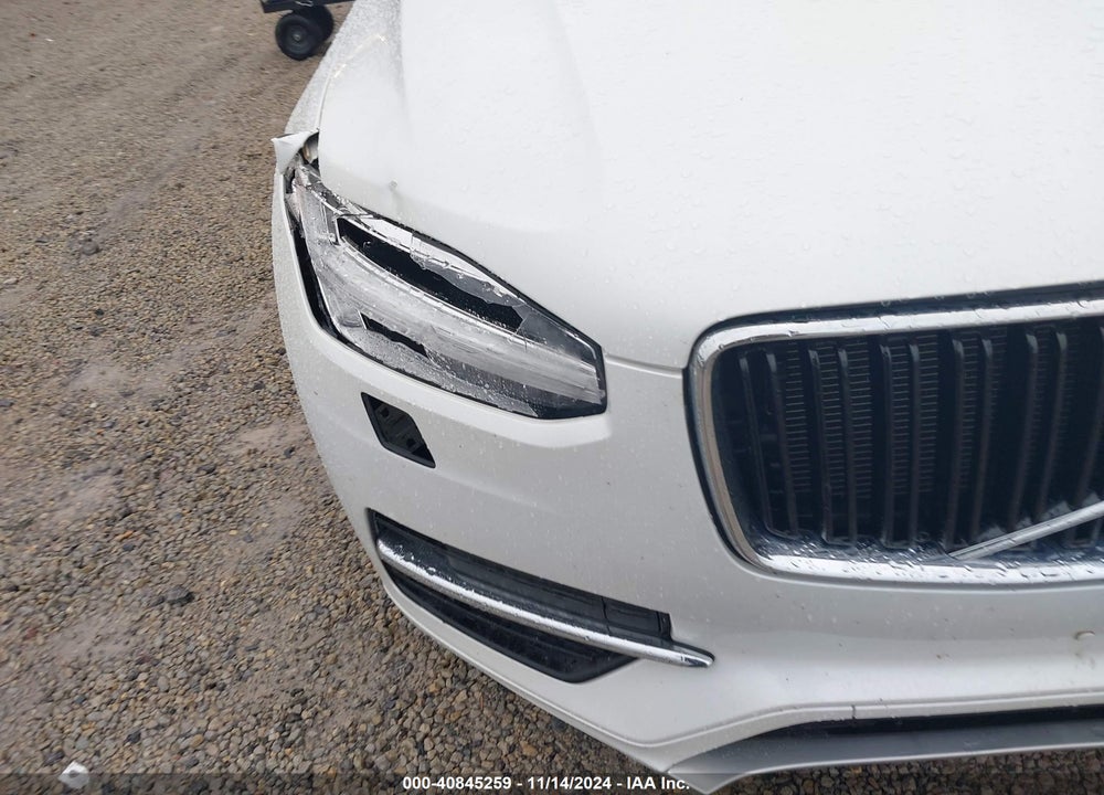 2017 VOLVO XC90 T6 MOMENTUM VIN: YV4A22PK7H1137229